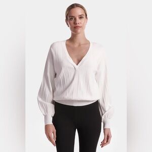 Capsule 121 The Bravery Sweater White V-Neck in XL NWT